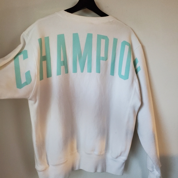 CHAMPION SWEATSHIRT - Picture 4 of 6